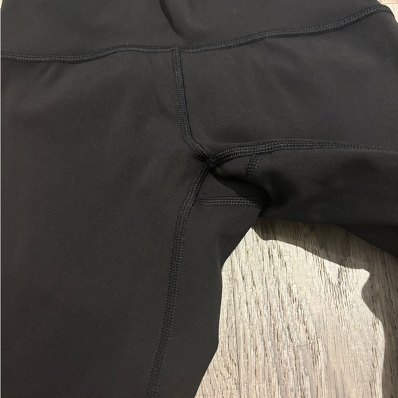 4 Lulu lemon training pants all together bundle - Picture 4 of 15